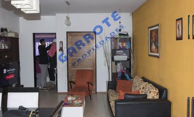 Departamento muy lindo barrio