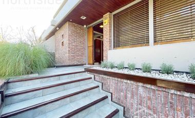 Casa en venta en Acasusso-Libert./Solis