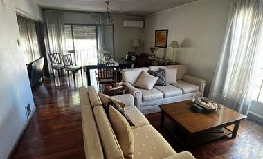 Casa Céntrica con Salón Comercial