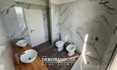 Casa en Venta 5 ambientes - Lago - Pileta Barrio San Matias Belen de Escobar