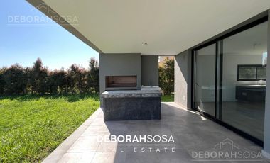 Casa en Venta 5 ambientes - Lago - Pileta Barrio San Matias Belen de Escobar