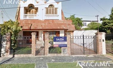 Urbano Gonzalez al 700 - Luis Guillon  /  APTA A CREDITO!!