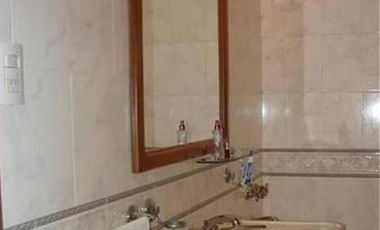 Urbano Gonzalez al 700 - Luis Guillon  /  APTA A CREDITO!!