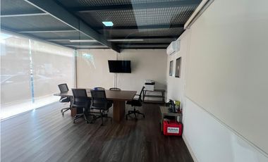 COSTA DEL ESTE / 233M / 2 PARKING / PISO BAJO / SOBRE VIA / OFICINAS