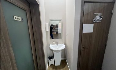 COSTA DEL ESTE / 233M / 2 PARKING / PISO BAJO / SOBRE VIA / OFICINAS