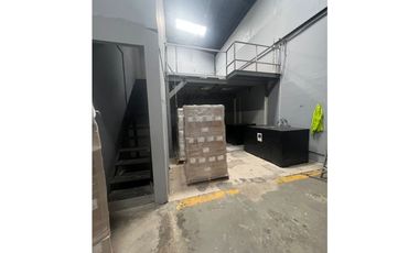 COSTA DEL ESTE / 265M / 2 PARKING / LOCAL CON BODEGA / SOBRE VIA