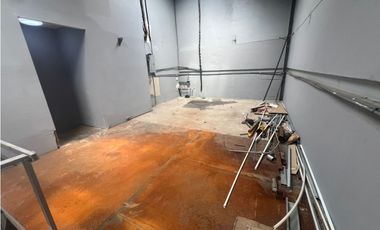 COSTA DEL ESTE / 265M / 2 PARKING / LOCAL CON BODEGA / SOBRE VIA