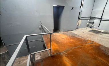 COSTA DEL ESTE / 265M / 2 PARKING / LOCAL CON BODEGA / SOBRE VIA