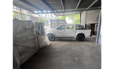 COSTA DEL ESTE / 265M / 2 PARKING / LOCAL CON BODEGA / SOBRE VIA