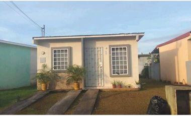 VENDO CASA EN LA CHORRERA PUERTO CAIMITO BARRIADA MAR AZUL