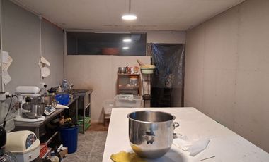 Se arrienda lindo local