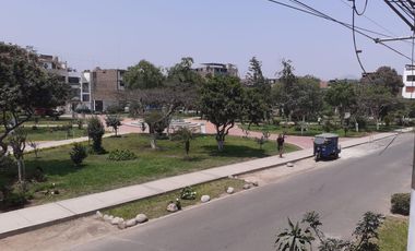 SE VENDE DEPARTAMENTO FRENTE AL PARQUE EN LA AV. GRAN CHIMÚ -  ZÁRATE