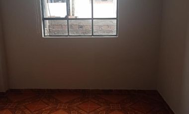 SE VENDE DEPARTAMENTO FRENTE AL PARQUE EN LA AV. GRAN CHIMÚ -  ZÁRATE