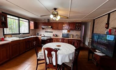 Casa en Arriendo en Casa amoblada