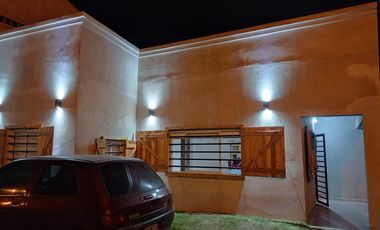 Casa en venta - 2 Dormitorios 1 Baño 2 Cocheras - 480Mts2 - San Clemente del Tuyú