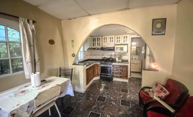 VENTA CASA 3 AMB GARAGE REMEDIOS DE ESCALADA