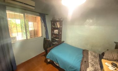 VENTA CASA 3 AMB GARAGE REMEDIOS DE ESCALADA