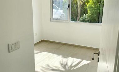 Casa en venta con renta - Barrio La Horqueta de Echeverria, Canning