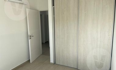 Casa en venta con renta - Barrio La Horqueta de Echeverria, Canning