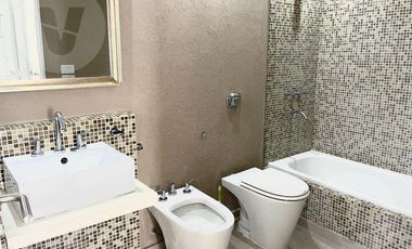 Casa en venta con renta - Barrio La Horqueta de Echeverria, Canning