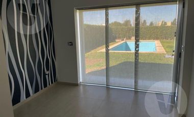 Casa en venta con renta - Barrio La Horqueta de Echeverria, Canning