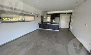 Casa en venta con renta - Barrio La Horqueta de Echeverria, Canning