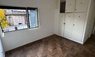 Venta Departamento Caballito Tres Ambientes Balcon Frente APTO CREDITO