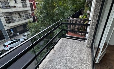 Venta Departamento Caballito Tres Ambientes Balcon Frente APTO CREDITO