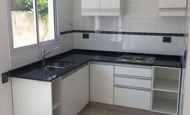 Departamento Duplex  en Venta ubicado en Del Viso