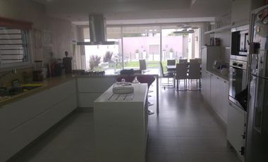 Casa - Lomas de Zamora Oeste