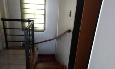 Casa en venta - 4 Dormitorios 3 Baños - Merlo