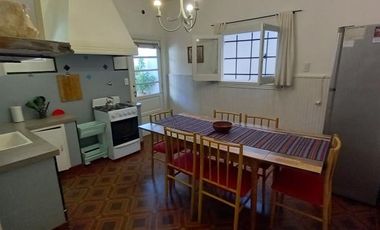 Casa en venta - 2 Dormitorios 1 Baños 2 Cocheras - 300Mts2 - Necochea