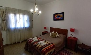 Casa en venta - 2 Dormitorios 1 Baños 2 Cocheras - 300Mts2 - Necochea