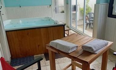 Casa en venta - 2 Dormitorios 1 Baños 2 Cocheras - 300Mts2 - Necochea