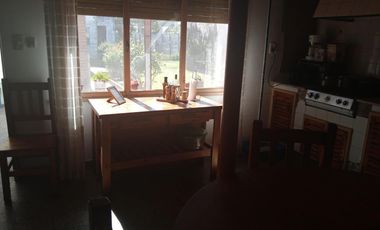 Casa en venta - 3 Dormitorios 2 Baños - Pirovano