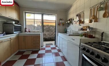 326m2 terreno casa de 2 pisos quinta normal