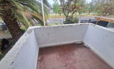 Vende casa en Macul ( Oportunidad)