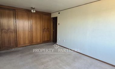 Amplio departamento con vista al Río Calle-Calle en la costanera de Valdivia