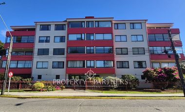 Amplio departamento con vista al Río Calle-Calle en la costanera de Valdivia