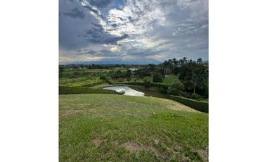VENTA HERMOSO LOTE CON VISTA A LAGO EN CERRITOS PEREIRA