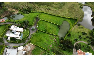 VENTA HERMOSO LOTE CON VISTA A LAGO EN CERRITOS PEREIRA