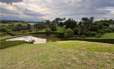 VENTA HERMOSO LOTE CON VISTA A LAGO EN CERRITOS PEREIRA