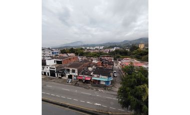 SE ARRIENDA APARTAMENTO EDIFICIO LOS PIRINEOS-LA CAPILLA DOSQUEBRADAS