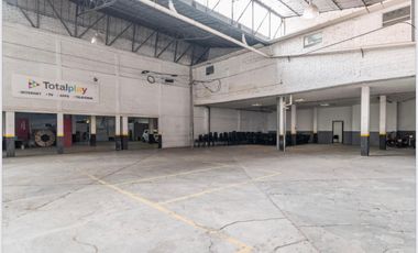 Excelente bodega en Col. Anahuac