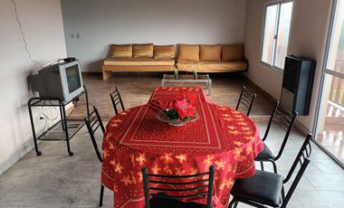 PHs en venta - 5 Dormitorios 3 Baños - Felix Camet