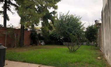 Casa en venta 1 dormitorio + comodín y cochera doble