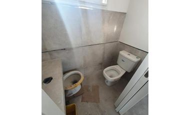 DUPLEX DE 4 AMBIENTES EN VENTA A ESTRENAR CON COCHERA CUBIERTA Y BAULERA, OLIVOS