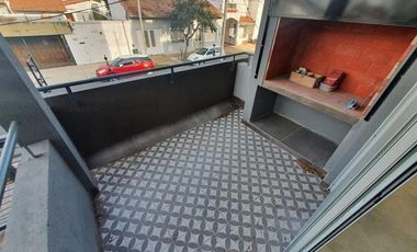 DUPLEX DE 4 AMBIENTES EN VENTA A ESTRENAR CON COCHERA CUBIERTA Y BAULERA, OLIVOS