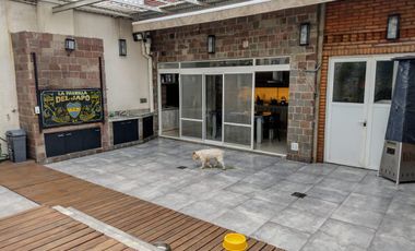 CASA SOBRE LOTE PROPIO EN BARRACAS VENTA