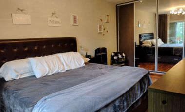 CASA SOBRE LOTE PROPIO EN BARRACAS VENTA